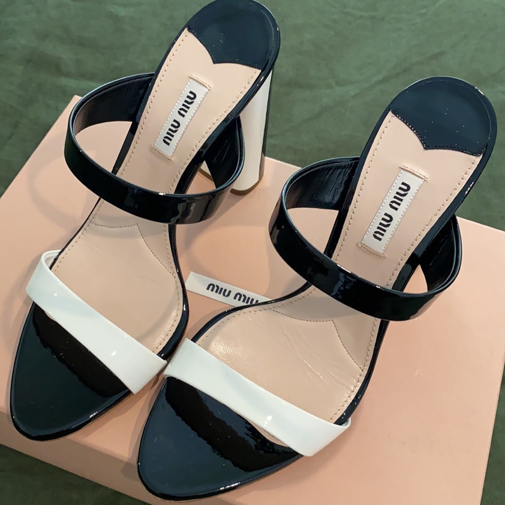 Miu Miu Vernice Bicolour heels BNIB 39 - Picture 1 of 9